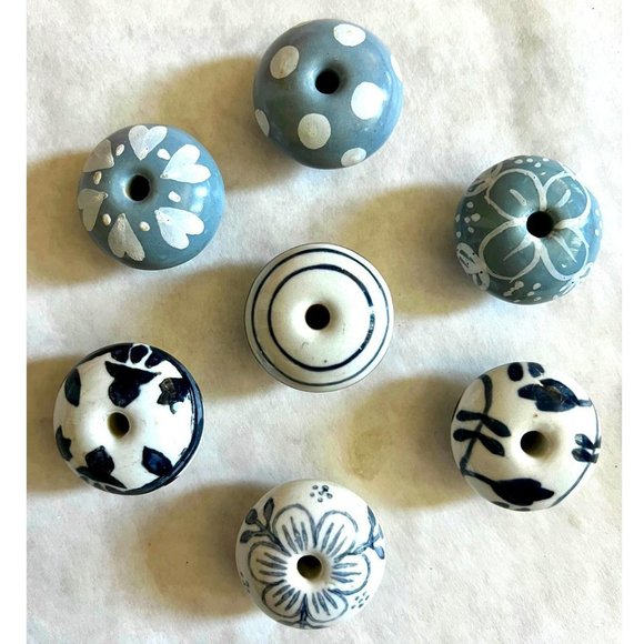 7 Beautiful Ceramic Door Knobs. Light Blue & Navy Circle Designs.  No Hardware. - Picture 1 of 2